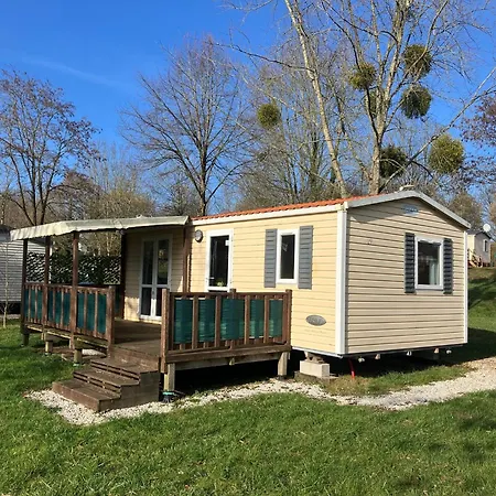Mobil-home 4-6 Personnes De Bairon 08 En Bord De * Le Chesne (Ardennes)