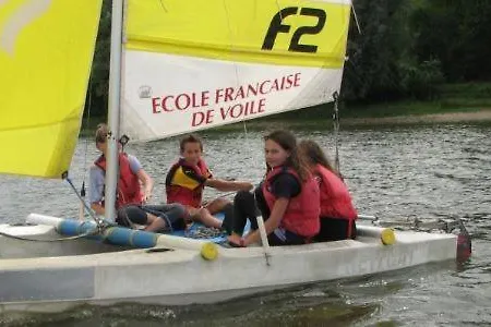 Mobil-home 4-6 Personnes De Bairon 08 En Bord De *